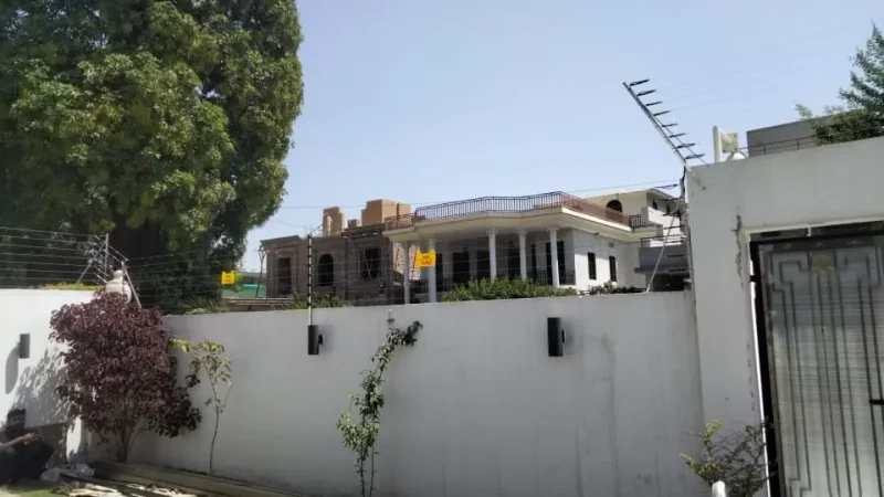 Electric Fencing in Phase 1 DHA Lahore