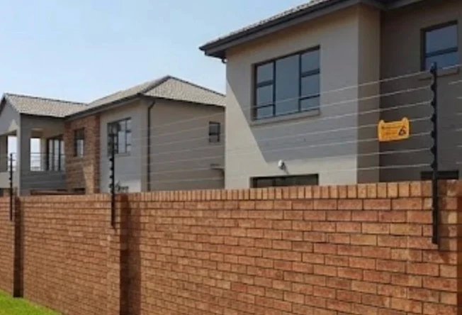 Electric fencing for homes and villas in Lahore